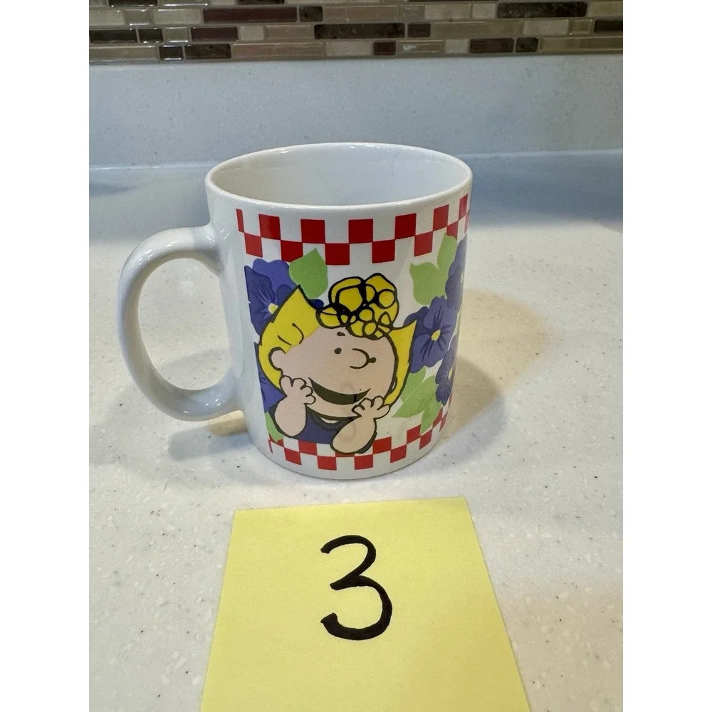 Set Of 4 Benjamin & Medwin Peanuts Gang Coffee Tea Mugs Cups Red White Check - Picture 8 of 15